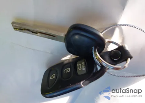 2015 Hyundai Veloster z USA, uszkodzony, nr VIN KMHTC6AD4FU237905